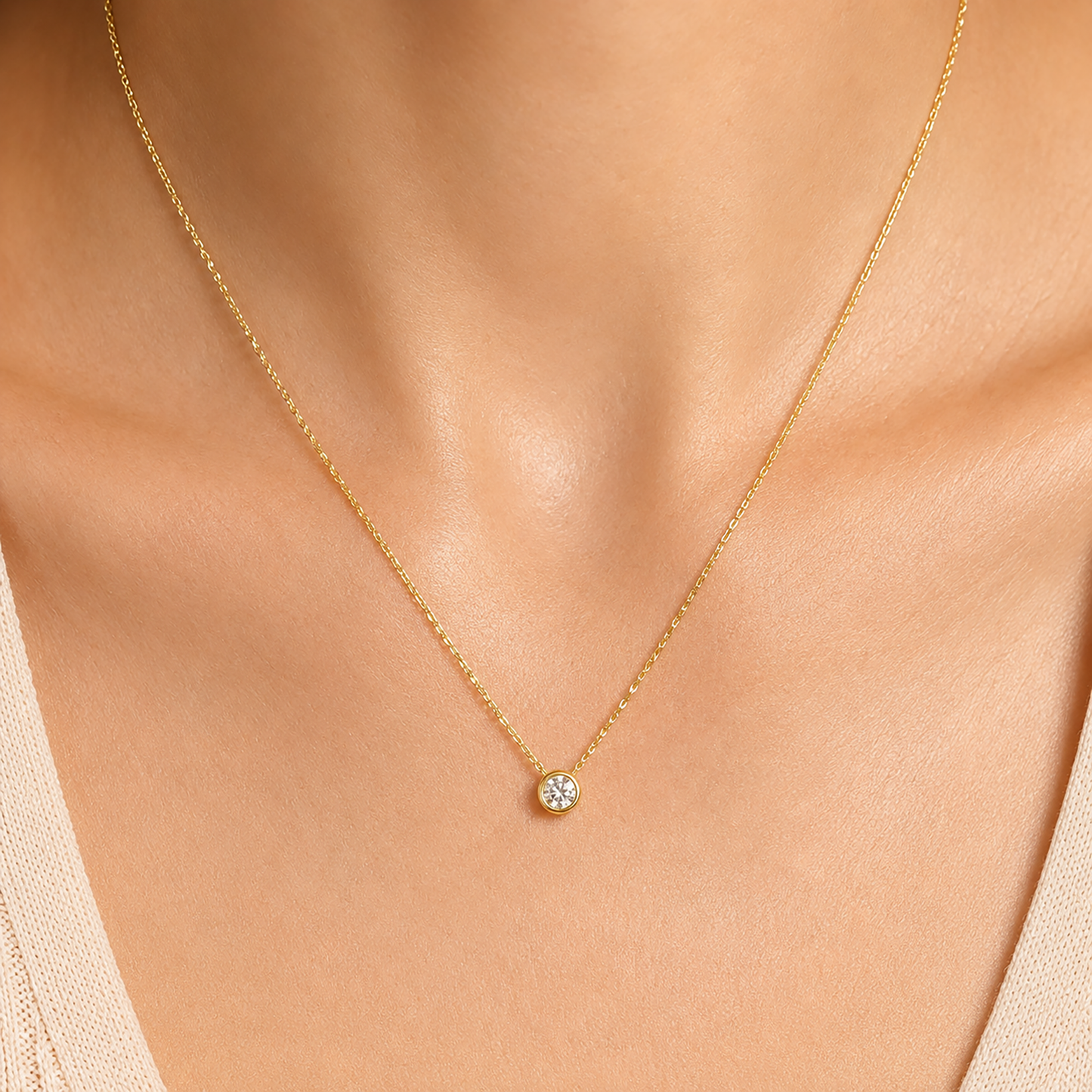 14K Gold necklace with cubic zirconia