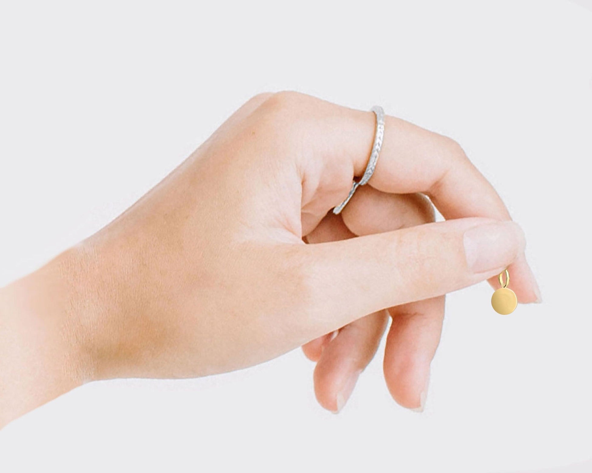 Apvalus auksinis pakabukas medalionas plokstelė 8mm - LuccheGold
